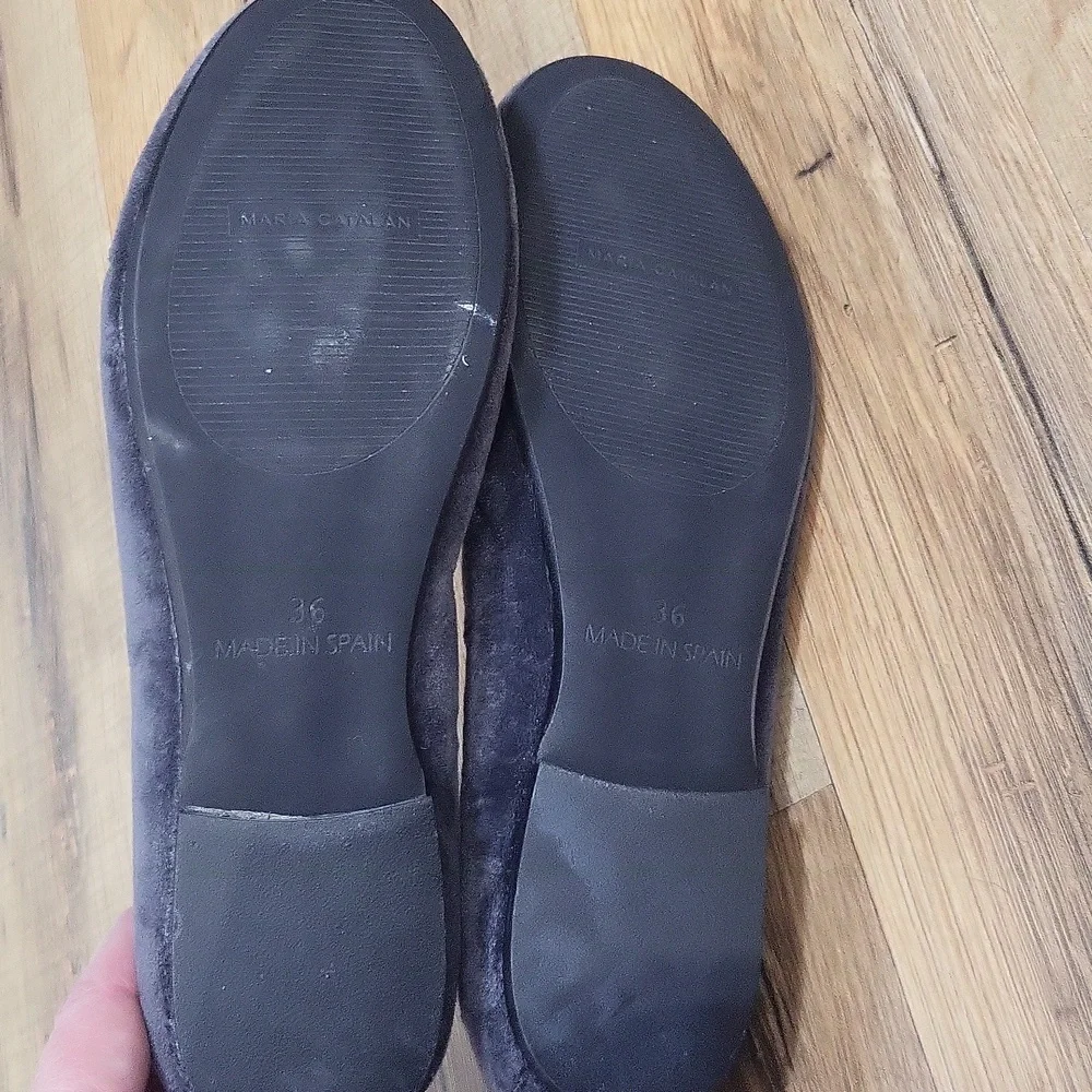 MARIA CATALAN Gray Velvet Merceditas Mary Jane Shoe Made in Spain Size 36